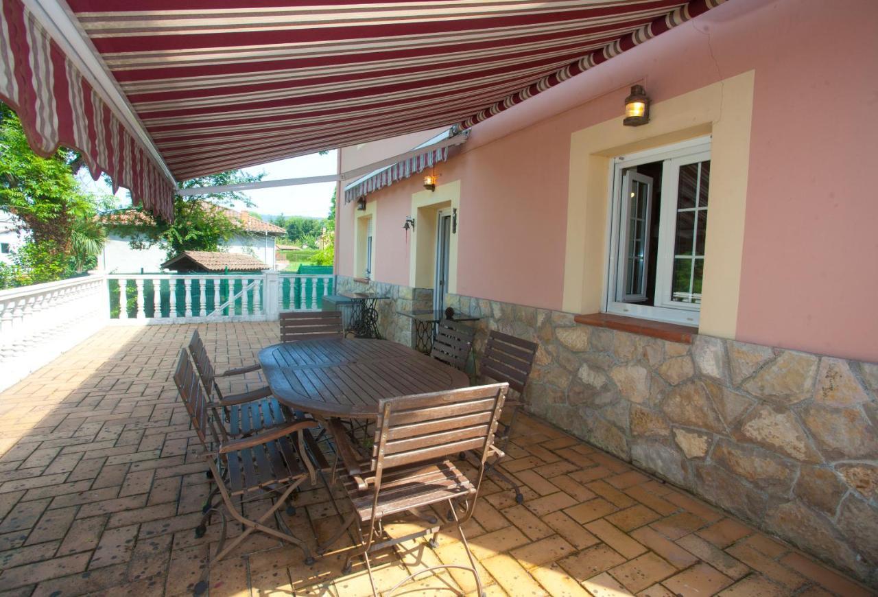 Villa Mercedes Pilona Luaran gambar
